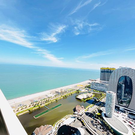 Luxury Batumi Hotel Exterior photo